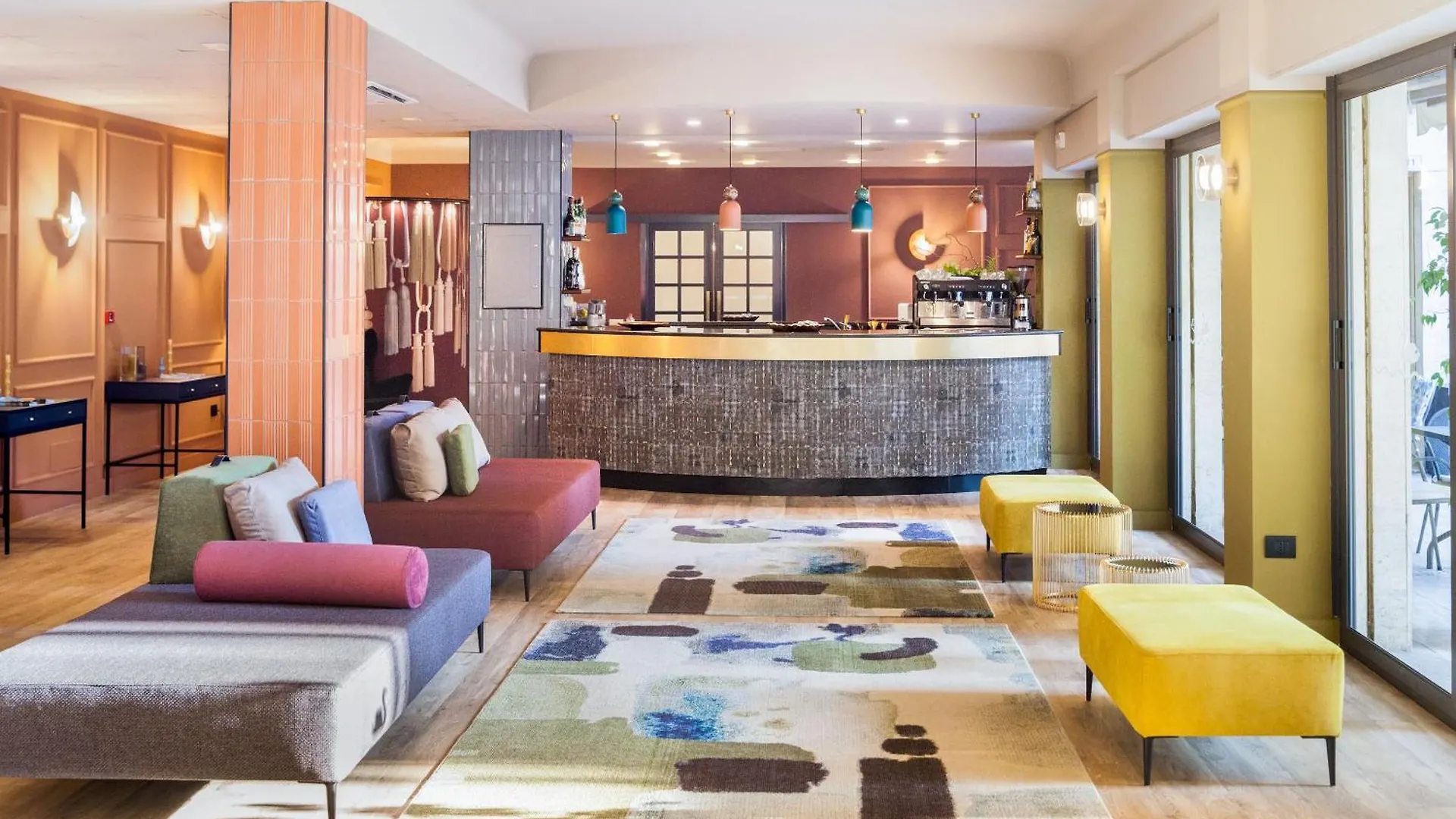Hotel Bristol