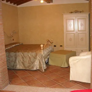 Roberta Cisanello Apartment